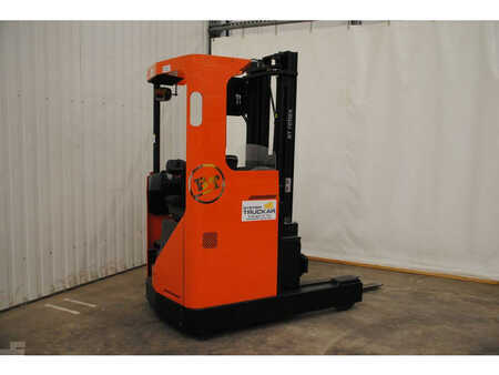 Reach Truck 2012  BT RRE 120M (2)