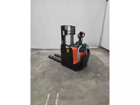 Ledestabler 2022  Toyota SPE200D (1)