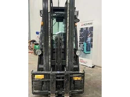 Eléctrico - 3 rodas 2015  Unicarriers TX3-18L (3)