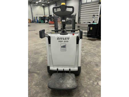 Ledstaplare gå 2016  Un Forklift icarrier PDP200 (4)