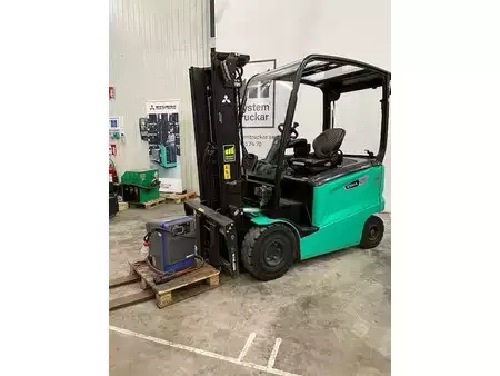 Elektromos 4 kerekű 2021  Mitsubishi FB25CN (1)