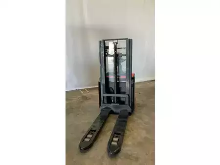 Pallet Stackers 2019  Toyota SWE200D (3)