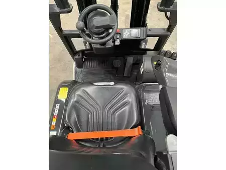 Elektromos 3 kerekű 2020  Unicarriers TX3-16L (6)