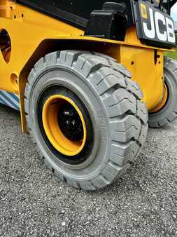 Carrello telescopico rigido 2022  JCB TLT 35-22E (4)