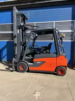 4-wiel elektrische heftrucks 2018  Linde E30L-01 (2)