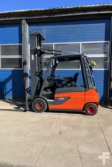 4-wiel elektrische heftrucks 2018  Linde E30L-01 (3)