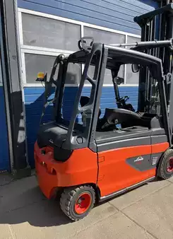 4-wiel elektrische heftrucks 2018  Linde E30L-01 (7)