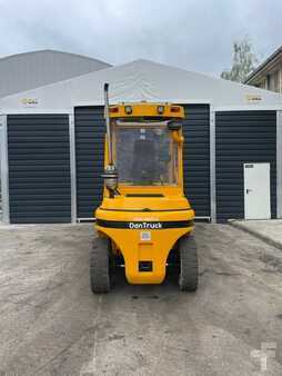 Diesel Forklifts 2000  Dan Truck 8 T (4)