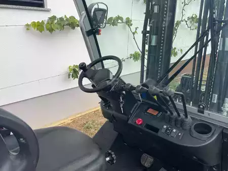 Elektro čtyřkolový VZV 2022  Baoli KBE 25 (5)