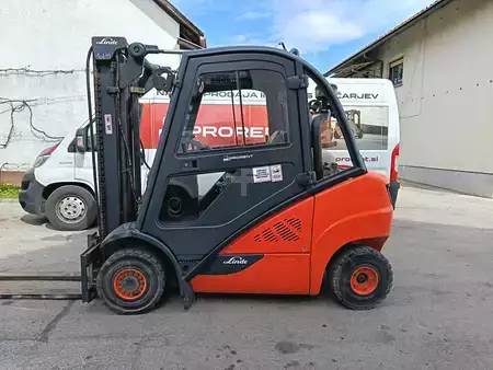 LPG Forklifts 2015  Linde H25T (1)