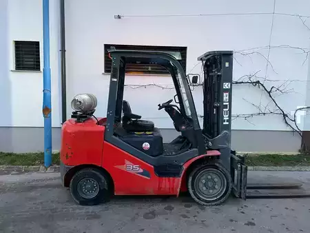 Carretilla elevadora GLP 2018  Heli CPYD 35 (6)