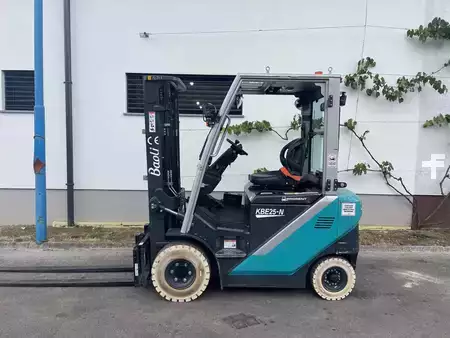 4-wiel elektrische heftrucks 2022  Baoli KBE 25 (1)