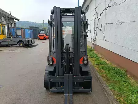 Diesel Forklifts 2017  Linde H25D TRIPLEX (5)