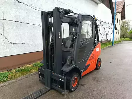 Diesel Forklifts 2017  Linde H25D TRIPLEX (2)