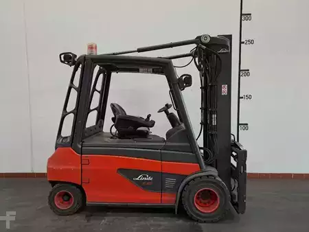4-wiel elektrische heftrucks 2019  Linde E 35 L : 3,5t (B) (1)