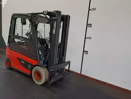 Elektrisk- 4 hjul 2019  Linde E 30 L : 3,0 t (3)