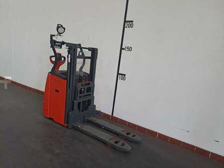 Hochhubwagen 2018  Linde D10 (3)