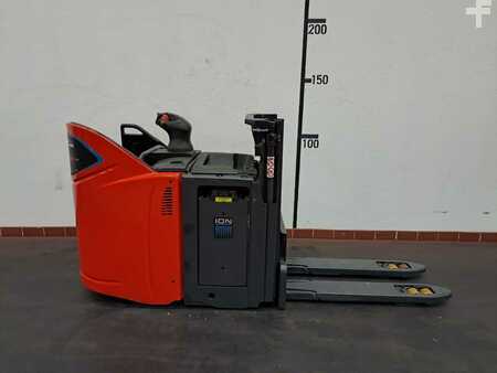 Fahrerstandstapler 2019  Linde D12 HP : 1,2t / 2t (133-01) (1)