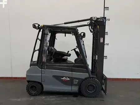 Elektro 4 Rad 2020  Linde E 30 : 3,0t (1)