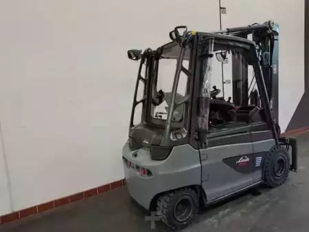 Elektro 4 Rad 2020  Linde E 30 : 3,0t (2)