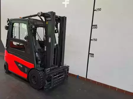 Elektro 4 Rad 2020  Linde E 25 L : 2,5t (3)