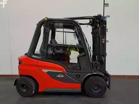 Diesel heftrucks 2020  Linde H25 D: 2,5t (EU5) (1)