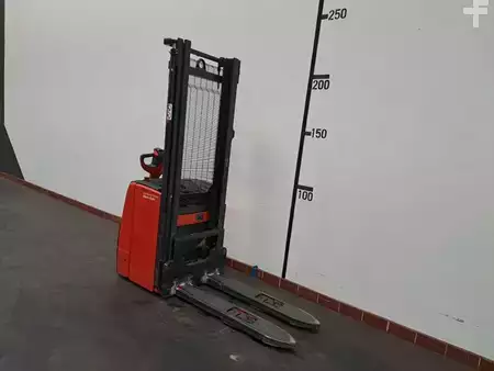 Apilador eléctrico 2021  Linde L16: 1,6t (1173-01) (B) (3)