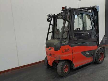 Sähkö - 4 pyör 2022  Linde E 40/600 H : 4,0t (2)