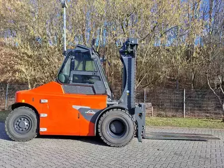 Elektrisk- 4 hjul 2022  Linde E120/600 (1)