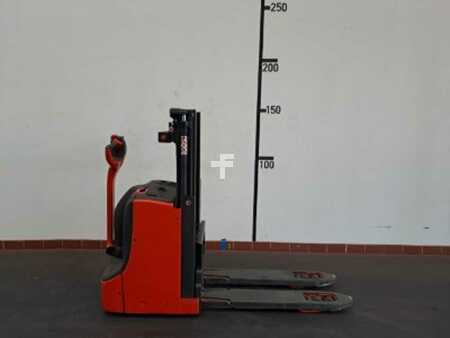 Fahrerstandstapler 2019  Linde D08: 0,8 t/1,8 t (1)