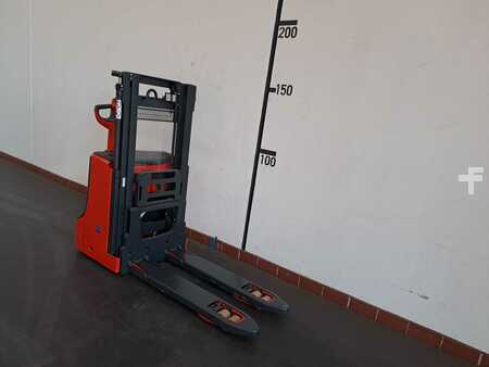 Linde D08: 0,8 t/1,8 t (1160-01)