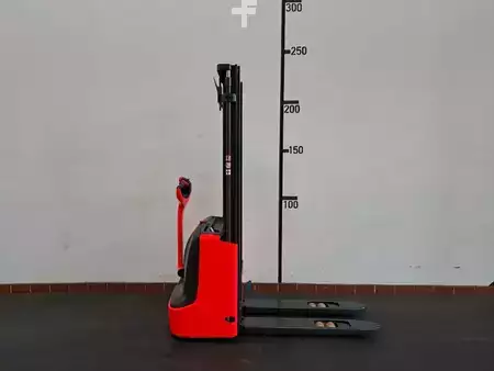 Stoccatori 2018  Linde L12 (1)