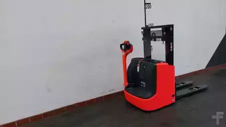 Stoccatori 2019  Linde L12 i (2)