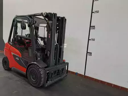 Treibgasstapler 2020  Linde H30 T: 3,0t (EU5) (B) (3)