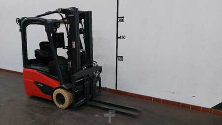 Elektryczne 3-kołowe 2020  Linde E 12 EVO (3)