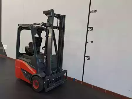 Eléctrica de 3 ruedas 2021  Linde E 12 EVO (3)