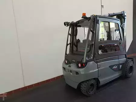 4-wiel elektrische heftrucks 2020  Linde E 35 L : 3,5t (2)