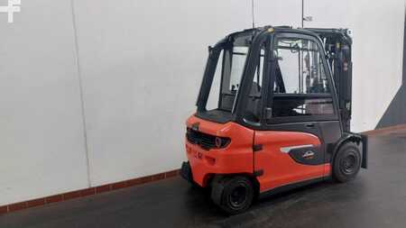 Elektro 4 Rad 2021  Linde E 30: 3,0t (B) (2)