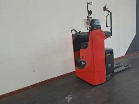 Fahrerstandstapler 2018  Linde T25R (2)