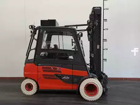 Chariots électriques à 4 roues 2022  Linde E 50/600 HL : 5,0t (1)