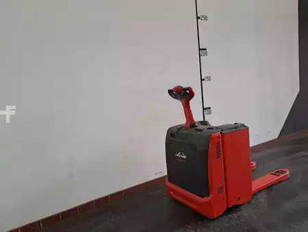 Låglyftare El 2019  Linde T 30: 3,0t (2)