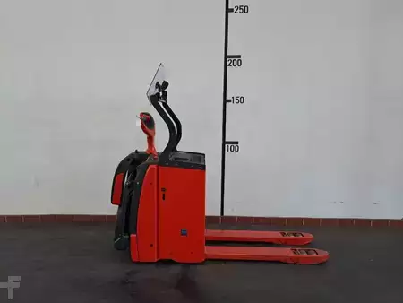 VZV s plošinou pro řidiče 2022  Linde T20 AP B:2.0t NARROW (1153_02) (1)