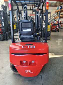 Electric - 4 wheels 2023  EP Equipment CPD20VFL (2) 
