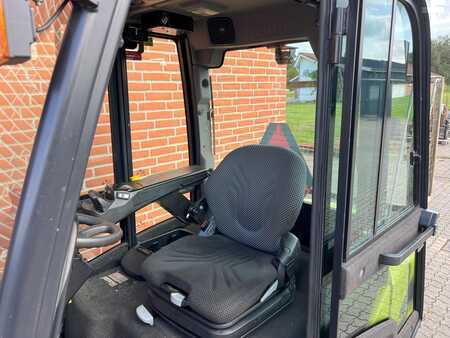 Carrello elevatore diesel 2019  Clark S35D (2)