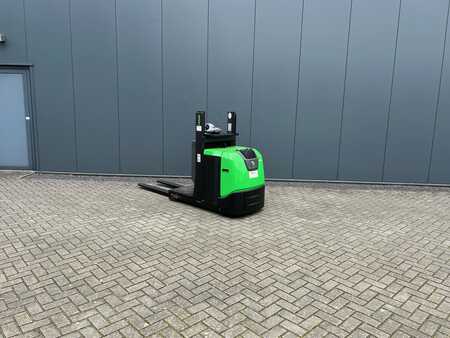 Vertical order pickers 2024  Toyota OSE100W (6)