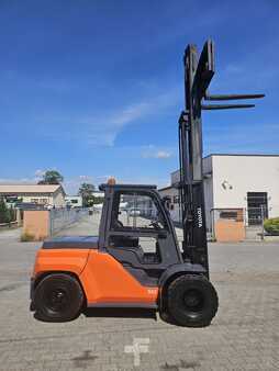 Diesel Forklifts 2018  Toyota 40-8FD70N (1)