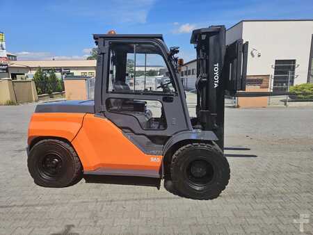 Diesel Forklifts 2018  Toyota 40-8FD70N (11)