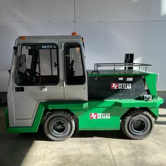 Chariot tracteur 2002  Cesab TRAC E 200 (2)