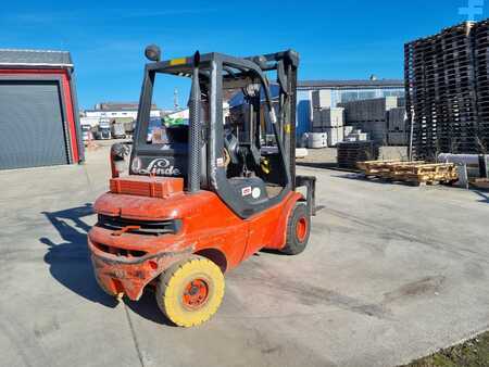 Dízel targoncák 2001  Linde H30D (4)