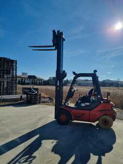 Dízel targoncák 2001  Linde H30D (5)